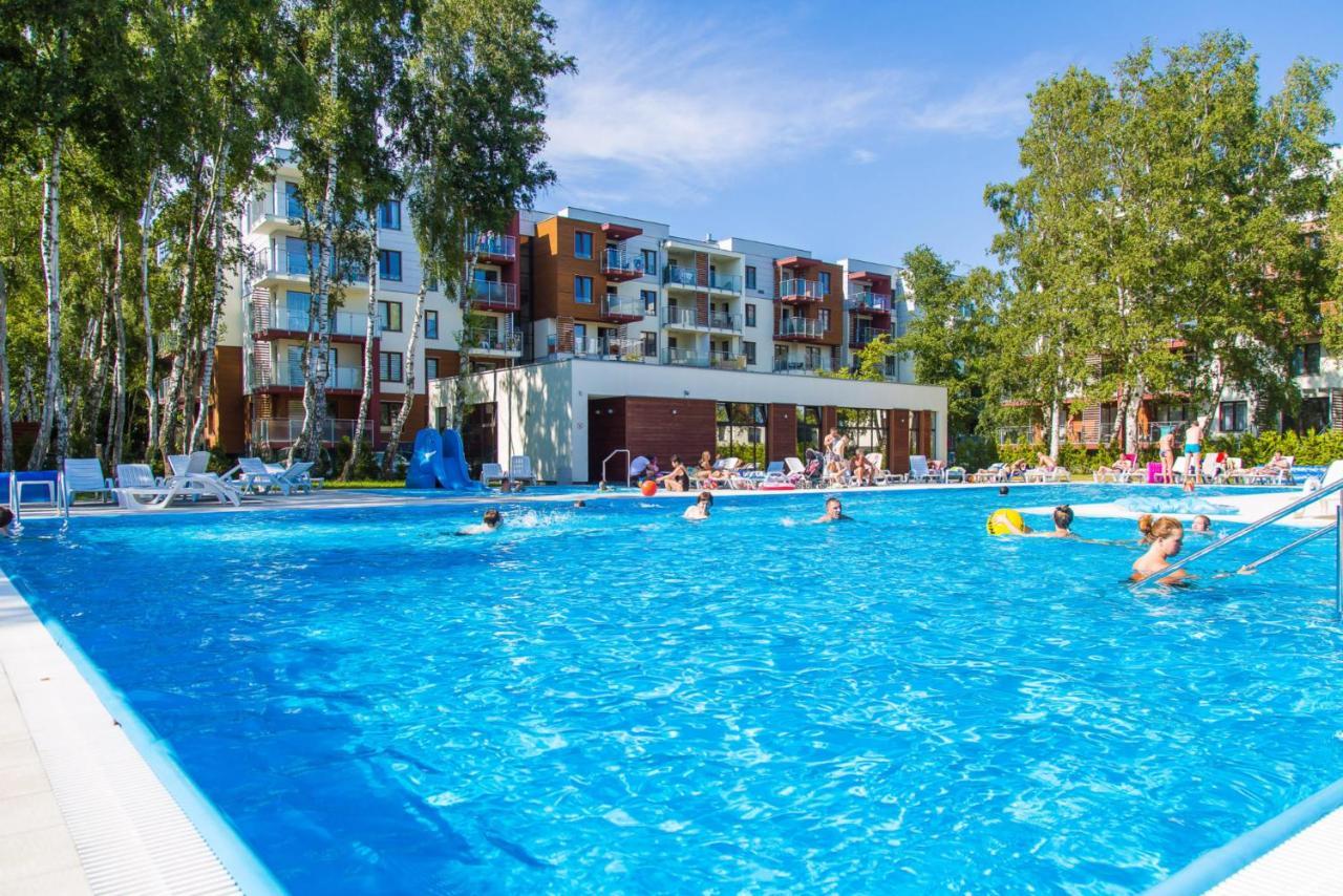 Apartament Polanki Kolobrzeg Z Podgrzewanym Basenem Luaran gambar